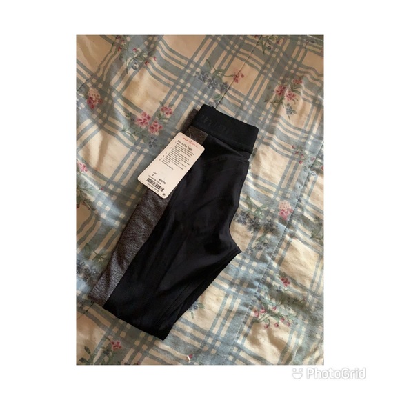 BNWT Rare Lululemon Box It Out Tight - Picture 3 of 6